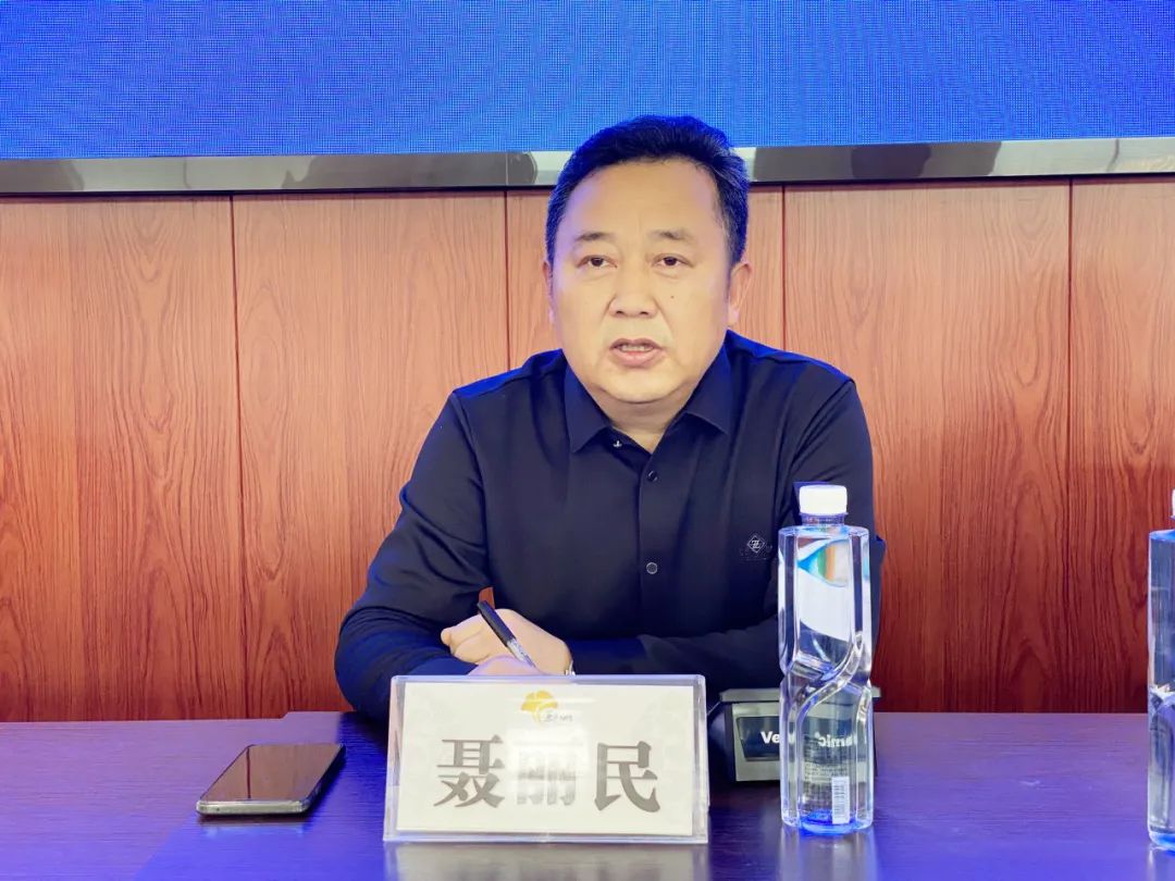 邳州市第二中学举行预防校园欺凌法制报告会